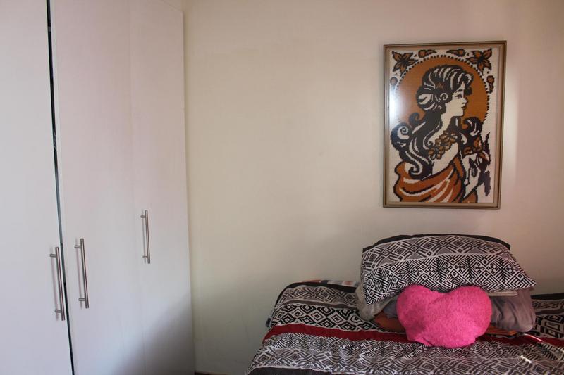 2 Bedroom Property for Sale in Churchill Estate Western Cape